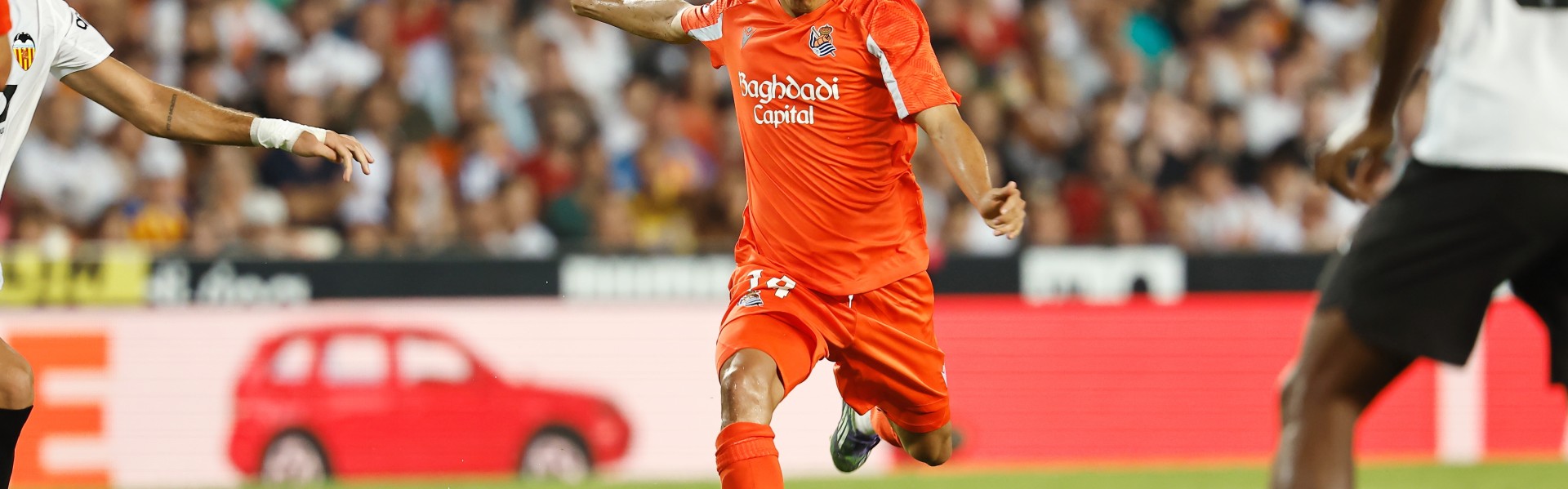 华体会官网-记者：马竞有意久保建英，但将曼联的安东尼和桑乔视作更实惠方案