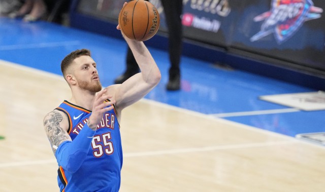 戴格诺特谈哈滕先发：这套阵容有明显优势 让他多打也是有意为之